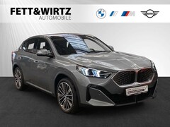 Bild des Angebotes BMW iX2 xDrive30 Panorama|Harman/Kardon|DrivingAss.+