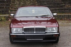 Bild des Angebotes Jaguar XJ40 Soverein mit 2 Jahre Garantie H-Zulassung