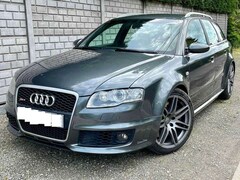 Bild des Angebotes Audi RS4 Avant 4.2 FSI Quattro Recaro Alu TÜV Neu.