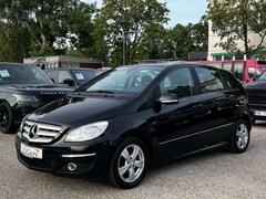 Bild des Angebotes Mercedes-Benz B 180 *Automatik *Klima *Sitzheizung *8-fach