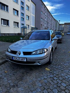 Bild des Angebotes Renault Laguna Grandtour 2.0 Automatik Dynamique