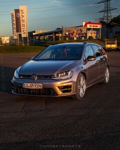 Bild des Angebotes VW Golf R Golf 7 R Variant