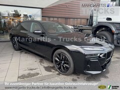 Bild des Angebotes BMW 740 d xDrive/MPaketPro/Pano/Kristall/Carbon/TV/BW