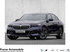 Bild des Angebotes BMW 520 d M SPORT+AHK+DA+DA PLUS+PA+19"