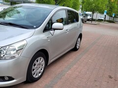 Bild des Angebotes Toyota Corolla Verso 1.8 Executive