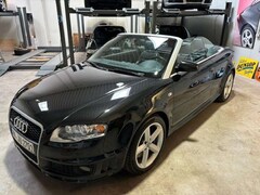 Bild des Angebotes Audi RS4 Cabriolet *orig. Zustand/Scheckh./MMI/Bose*