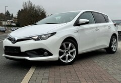 Bild des Angebotes Toyota Auris Hybrid Design Edition 8xReifen RKamera Sitzheiz