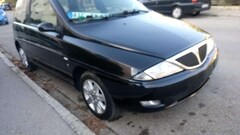 Bild des Angebotes Lancia Y Y 1.2 Cosmopolitan 2002