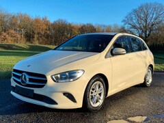 Bild des Angebotes Mercedes-Benz B 180 d Navi Kamera Automatik Leder Allwetter