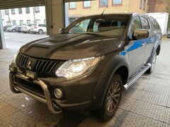 Bild des Angebotes Mitsubishi L200 Top DCab 4WD ATG *SHZ*NAV*BX*RK*AHK*