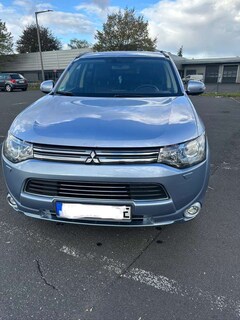 Bild des Angebotes Mitsubishi Outlander 2.0 4WD Plug-In Hybrid