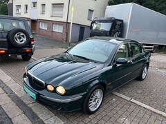 Bild des Angebotes Jaguar X-Type 2.0 V6 Executive*TÜV NEU*1 HAND*KLIMA*TOP