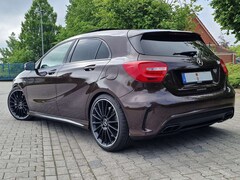 Bild des Angebotes Mercedes-Benz A 45 AMG A45 AMG Performance 415 PS KW V3 Top Gepflegt!