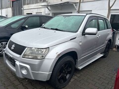 Bild des Angebotes Suzuki Grand Vitara 1.9 DDIS Club*KLIMAAUTOM*AHK*ALLRAD