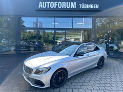 Bild des Angebotes Mercedes-Benz C 63 AMG C 63 S *PANORAMA*KERAMIK*KEYGO*VMAX*CARBON*