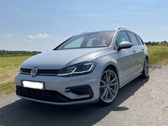 Bild des Angebotes VW Golf R R-Variant 4Motion