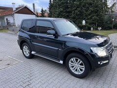 Bild des Angebotes Mitsubishi Pajero Pajero 3.2 DI-D Automatik Diamant Edition