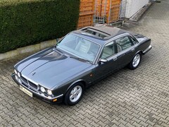 Bild des Angebotes Jaguar XJ6 XJ40 4.0 S Last Edition