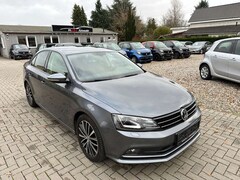 Bild des Angebotes VW Jetta VI BMT DSG-XENON-NAVI-KAM-PDC-MFL-TEMPO