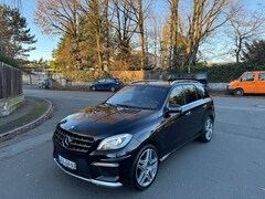 Bild des Angebotes Mercedes-Benz ML 63 AMG ML 63 AMG 4Matic AMG SPEEDSHIFT 7G-TRONIC