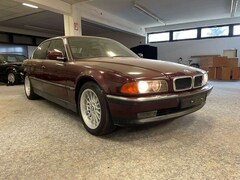 Bild des Angebotes BMW 750 750i E38 V12 5,4 l