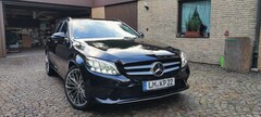 Bild des Angebotes Mercedes-Benz C 220 4MATIC T Panodach Led DAB Navi AHK Carplay