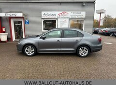 Bild des Angebotes VW Jetta VI*1.HAND*KLIMA*TEMPO*AHK*EURO6*AUTOMATIK*