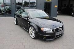 Bild des Angebotes Audi RS4 Lim. 4.2 quattro*Deutsches Fahrzeug*6 Gang*