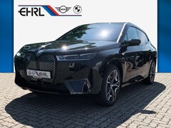 Bild des Angebotes BMW iX xDrive40 Sportpaket Head-Up HK HiFi DAB LED