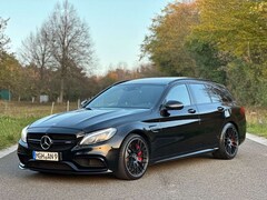 Bild des Angebotes Mercedes-Benz C 63 AMG C 63 S AMG/HUD/Perf.AGA/Pano/360°/AMG Drivers/