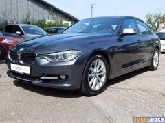 Bild des Angebotes BMW 328 i SPORT LINE KLIMAAUT,NAVI PROF,HUD,XEN,PDC,NR,SH!