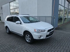 Bild des Angebotes Mitsubishi Outlander 35 Jahre 2WD