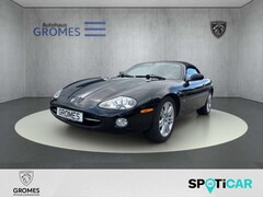 Bild des Angebotes Jaguar XK8 Cabriolet 4,0L V8 F DOHC Convertible Navi Leder Kl