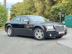 Bild des Angebotes Chrysler 300C 5.7 V8 HEMI 1.HAND-RENTNER-DEUTSCHES AUTO-