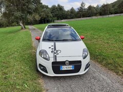 Bild des Angebotes Abarth Grande Punto mit Schiebedach