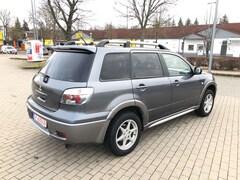 Bild des Angebotes Mitsubishi Outlander 2.0 4WD Invite // Klima // Alufelgen / 4x4