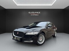 Bild des Angebotes Jaguar XF 25t Prestige*Head Up*Meridian*Navigation Pro*