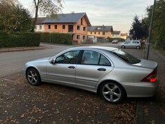 Bild des Angebotes Mercedes-Benz C 200 facelift