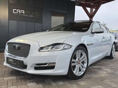 Bild des Angebotes Jaguar XJ 3.0 V6 Premium Luxury *Panorama*LED*ACC*