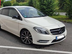 Bild des Angebotes Mercedes-Benz B 180 Sportpaket, Automatik, AHK, ILS