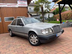 Bild des Angebotes Mercedes-Benz E 260 OLDTIMER