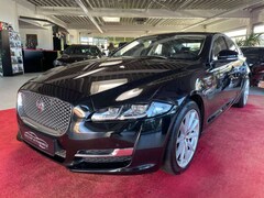 Bild des Angebotes Jaguar XJ Luxury 3.0 V6 Diesel*Pano*Keyless*LED*Sound*