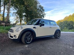 Bild des Angebotes MINI Cooper Mini Cooper Pepper White