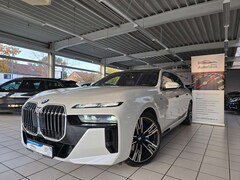 Bild des Angebotes BMW 740 d Lim xDrive M Sport Sky Lounge B&W Sound