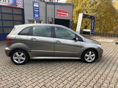 Bild des Angebotes Mercedes-Benz B 200 Automatik Klima 2 Hand  Preis inkl Neu Tüv