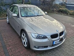 Bild des Angebotes BMW 320 320i