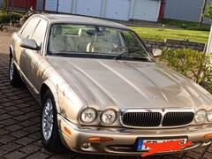 Bild des Angebotes Jaguar XJ 3.2 Executive