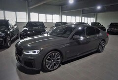 Bild des Angebotes BMW 740 d XD JET BLACK M-SPORTPAKET ACC SHD SOFTCL HK