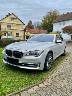 Bild des Angebotes BMW 740 Individual 360-Kamera*ACC*Soft*Head up*Voll