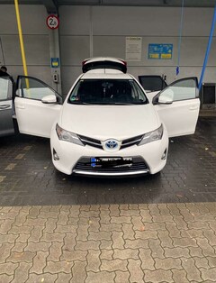 Bild des Angebotes Toyota Auris Hybrid Life+